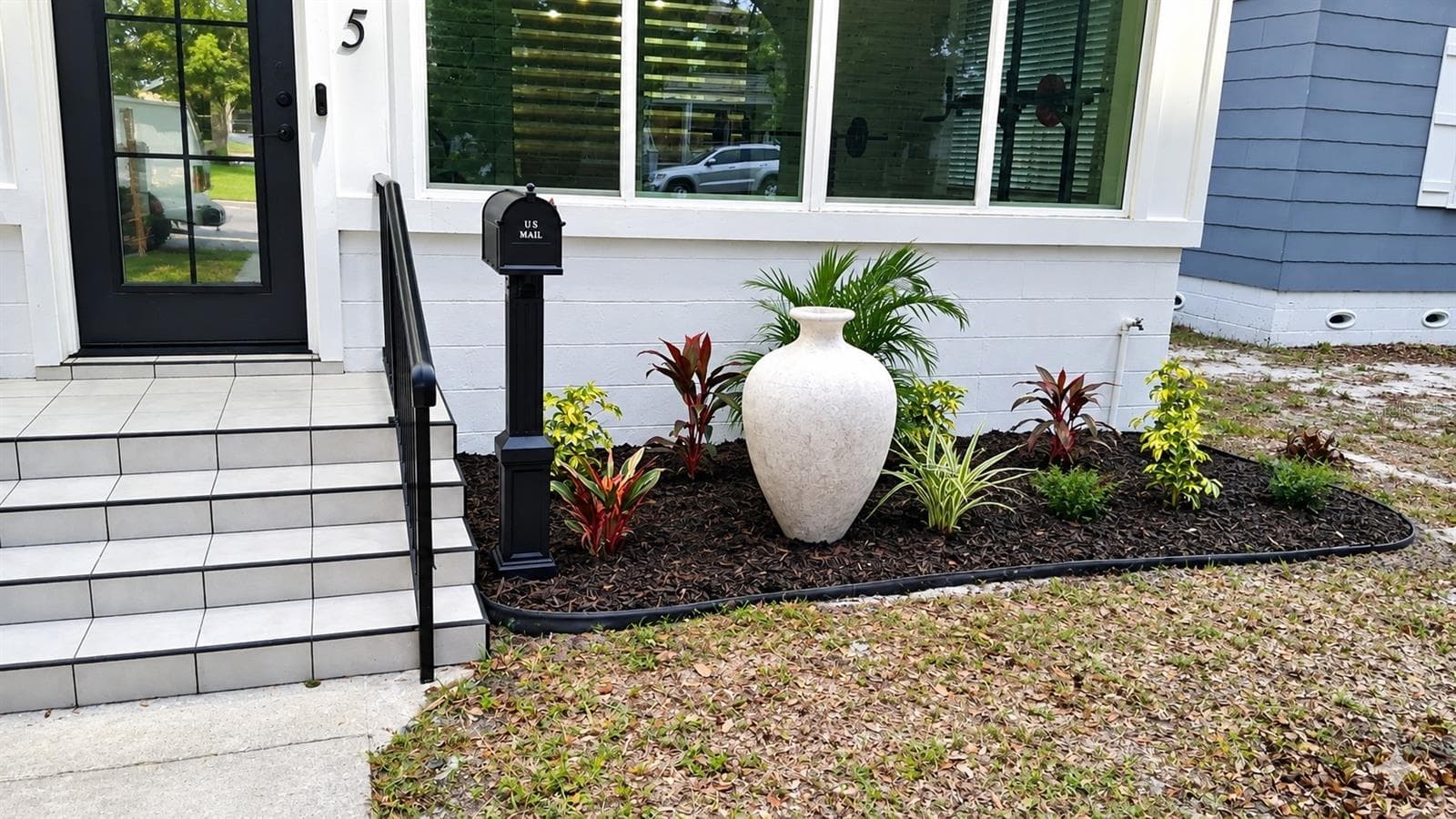 Single Family Residence at 3745 1ST AVE N, ST PETERSBURG, photo 3 of 87