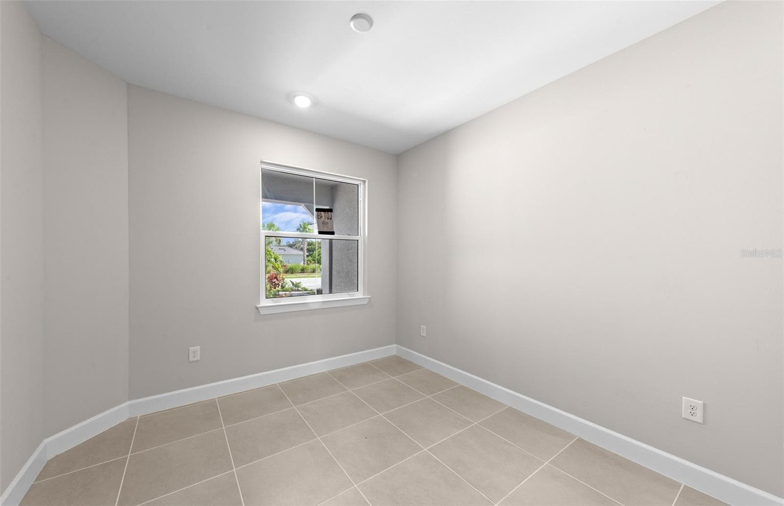Villa at 6855 CALI CT, NOKOMIS, photo 9 of 25