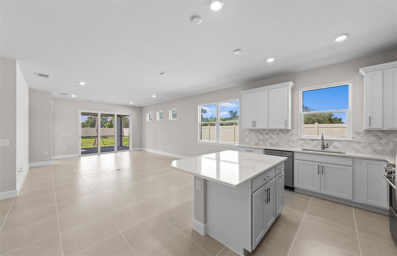 Villa at 6855 CALI CT, NOKOMIS, photo 10 of 25