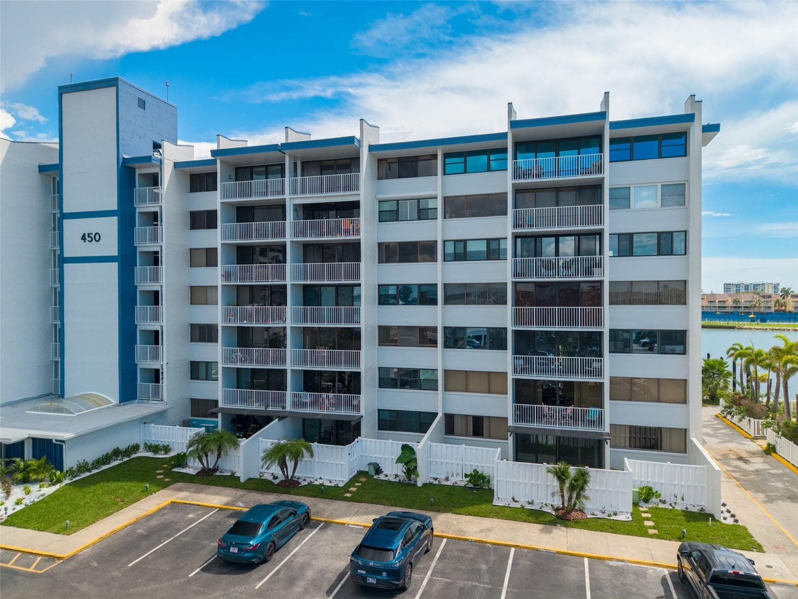 Condominium at 450 TREASURE ISLAND CSWY #201, TREASURE ISLAND, photo 2 of 30
