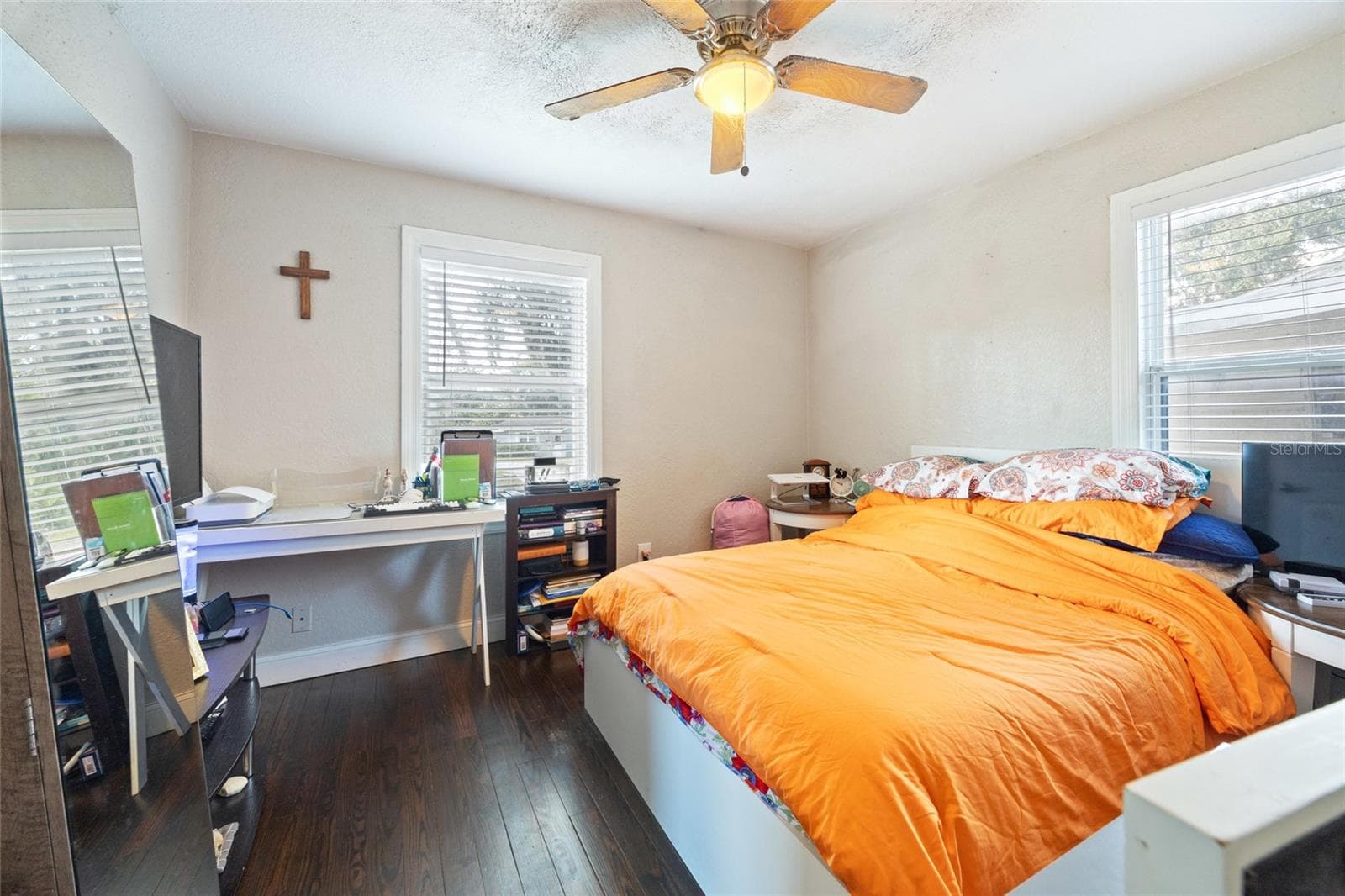 1st Guest Bedroom - 1202 SUMTER ST, LEESBURG