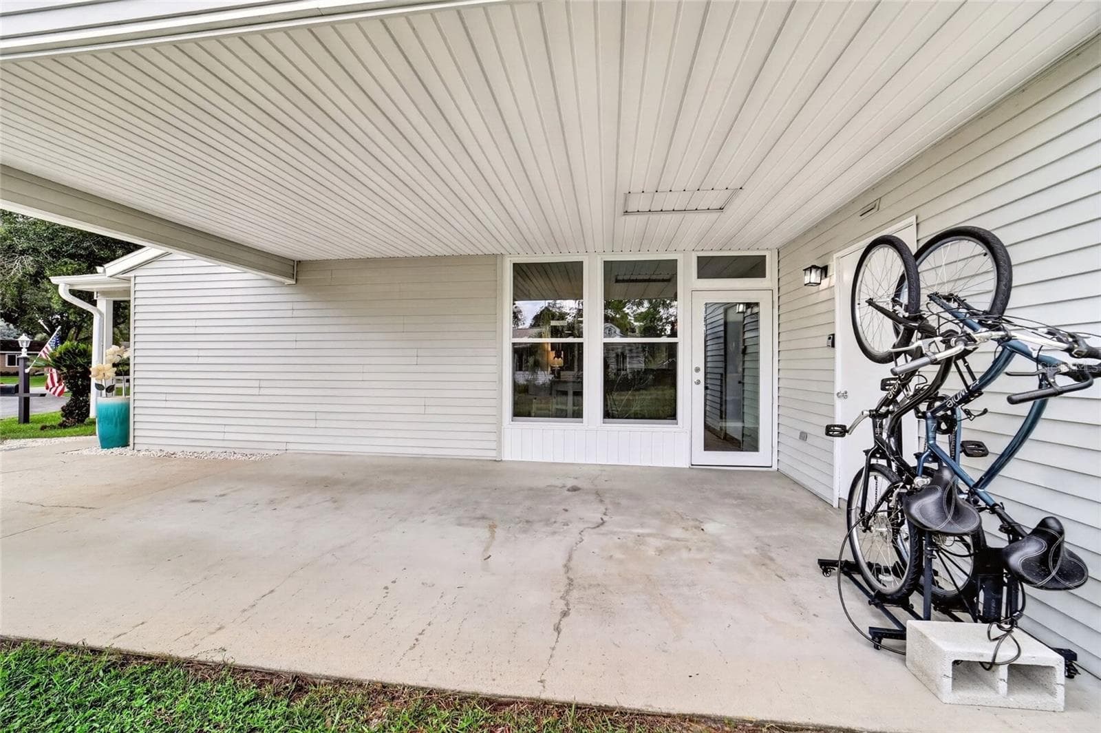 HURRICANE CAT 2-3 WINDOWS - 9282 SW 109TH LN, OCALA