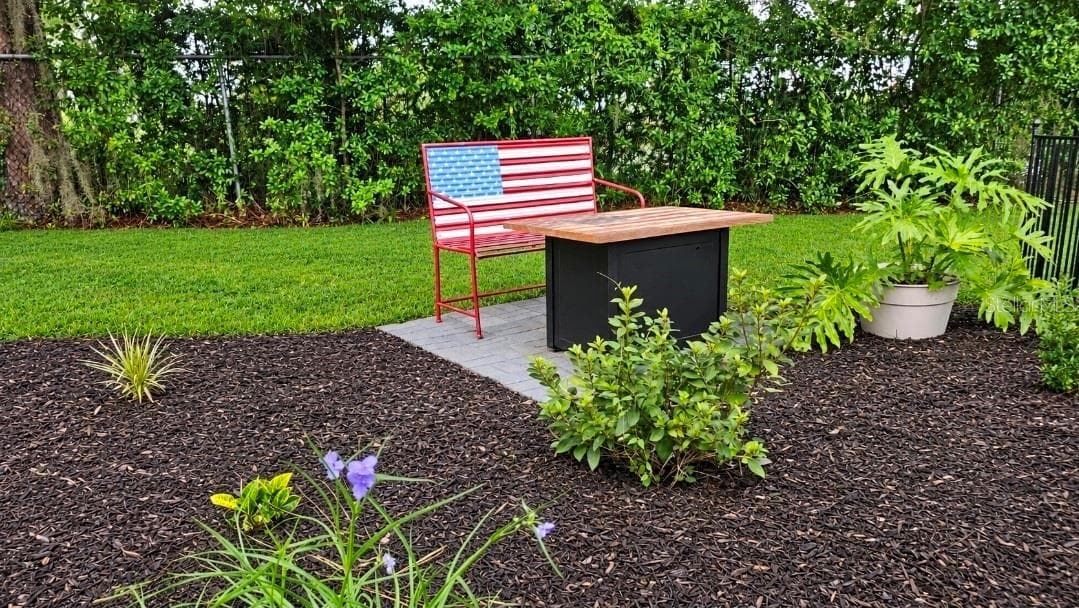 Another place to sit and relax and listen to nature - 9282 SW 109TH LN, OCALA