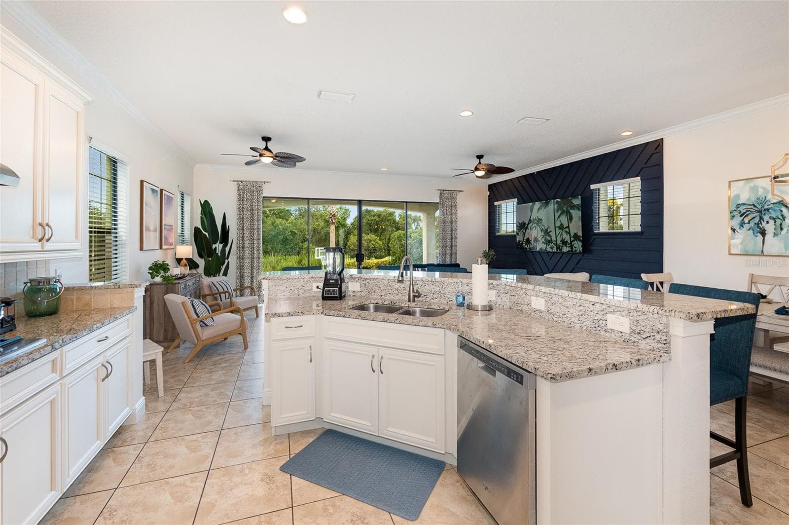 Single Family Residence at 949 DESERT MOUNTAIN CT, KISSIMMEE, photo 9 of 83