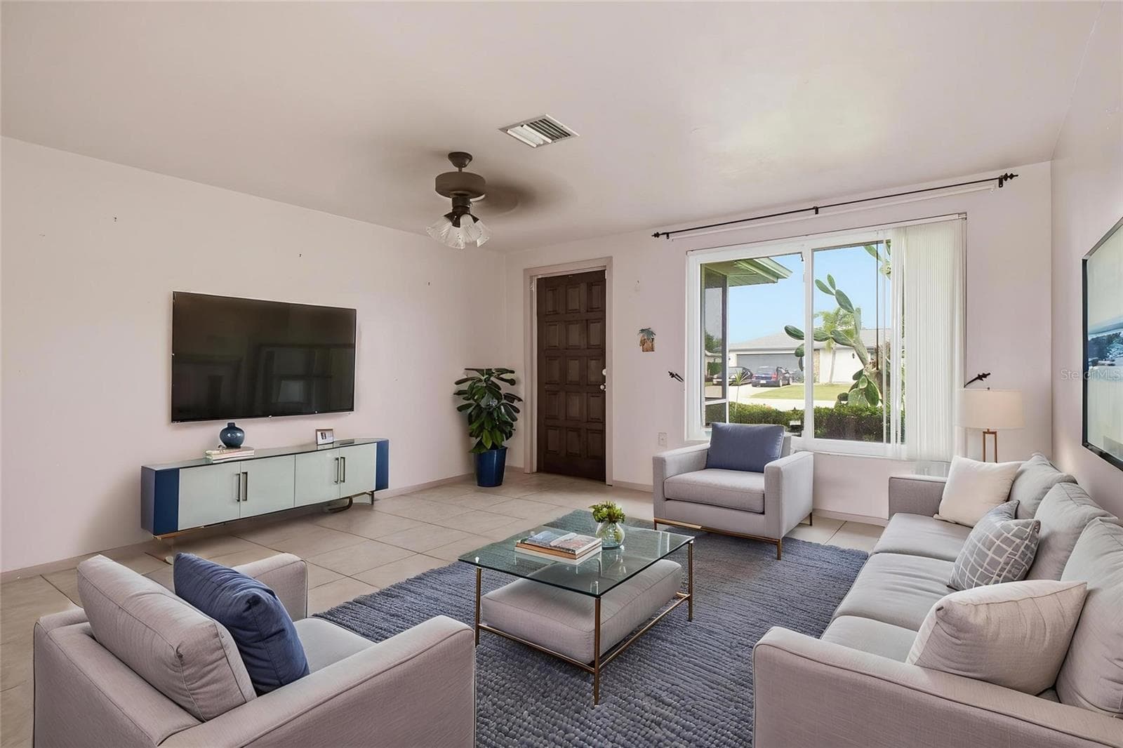 Single Family Residence at 418 CYPRESS AVE NW, PORT CHARLOTTE, photo 9 of 37