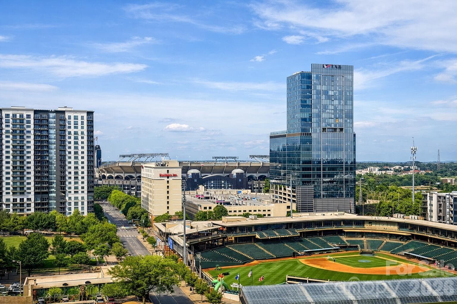 333 W Trade Street