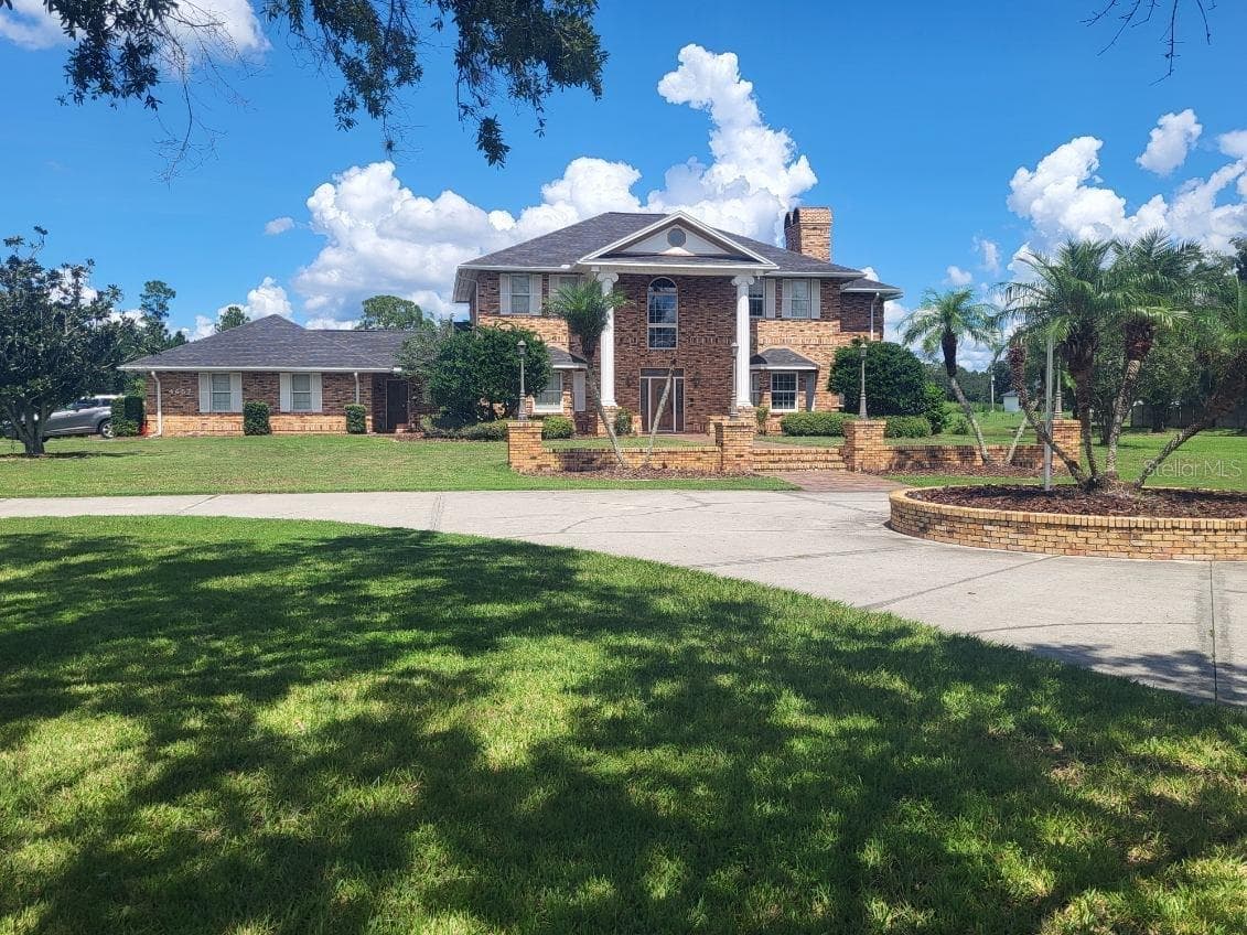 4657 HICKORY TREE RD