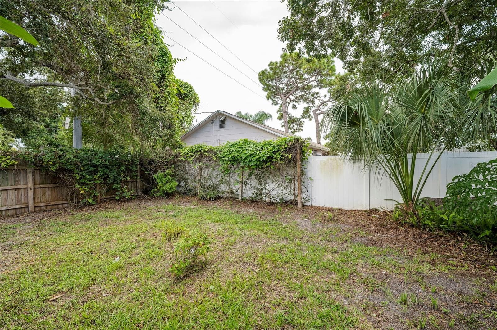 Single Family Residence at 1700 TROTTER RD, LARGO, photo 19 of 26