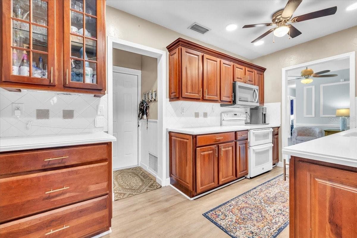 Single Family Residence at 2947 ARGYLE RD, VENICE, photo 21 of 62