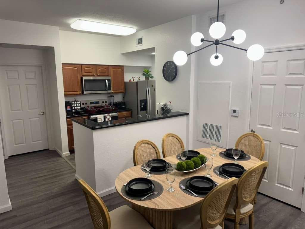 Condominium at LAKE BUENA VISTA RESIDENCE VILLAGE 1 PH, ORLANDO, photo 10 of 22