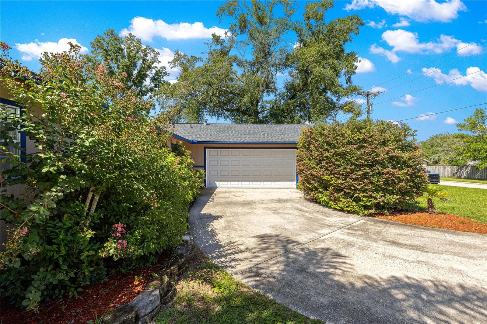 Single Family Residence at 2130 NE 10TH ST, OCALA, photo 3 of 30