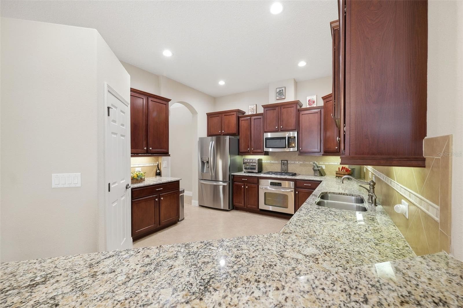 Villa at 2901 DEVONOAK BLVD, LAND O LAKES, photo 8 of 47
