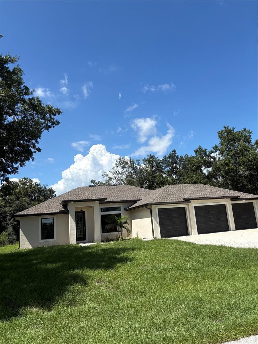 Single Family Residence at 7227 PINEDALE DR, PORT CHARLOTTE, photo 2 of 26
