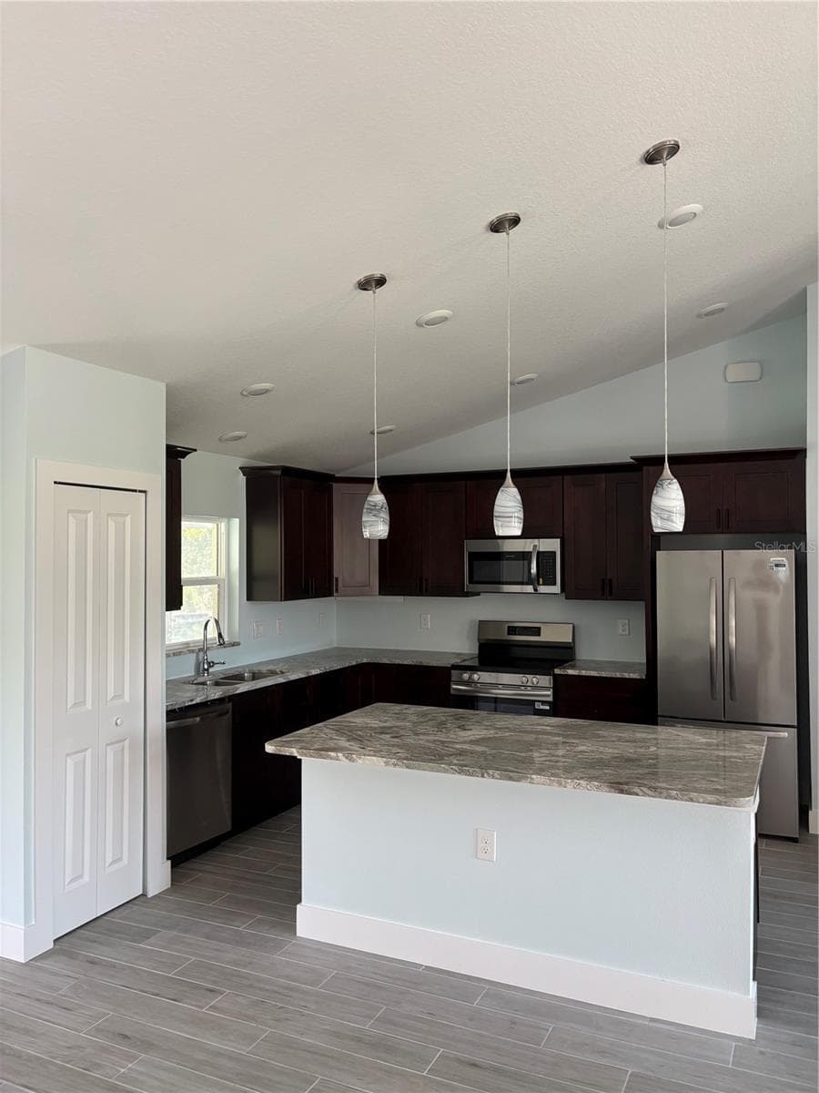Single Family Residence at 7227 PINEDALE DR, PORT CHARLOTTE, photo 5 of 26
