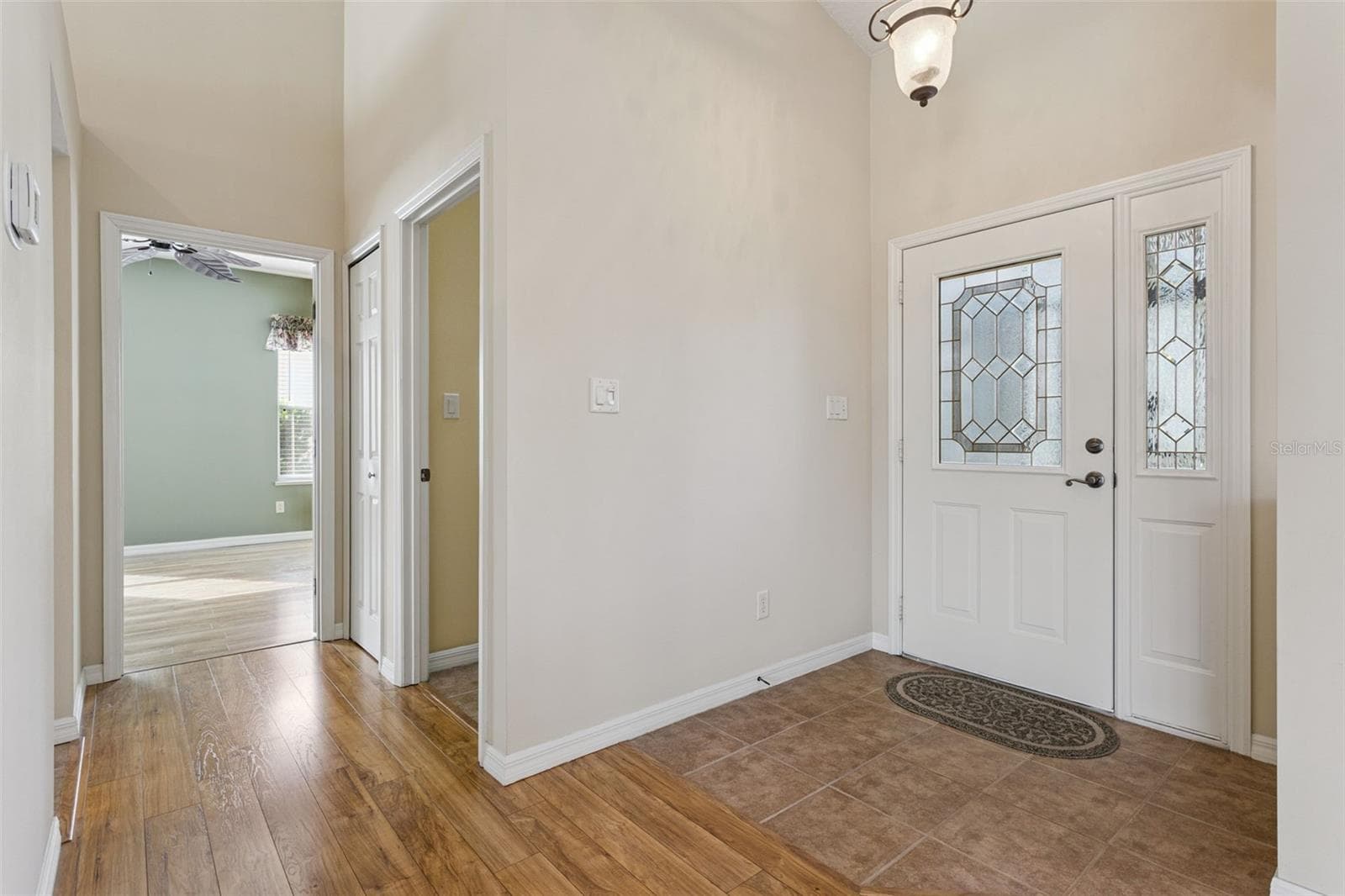 Single Family Residence at 24242 E BELLE MEDE DR, LEESBURG, photo 10 of 61