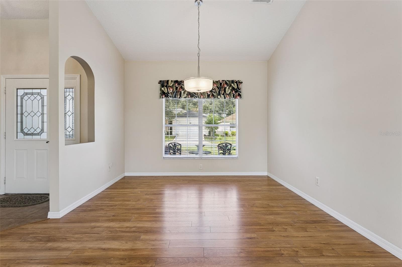 Single Family Residence at 24242 E BELLE MEDE DR, LEESBURG, photo 19 of 61
