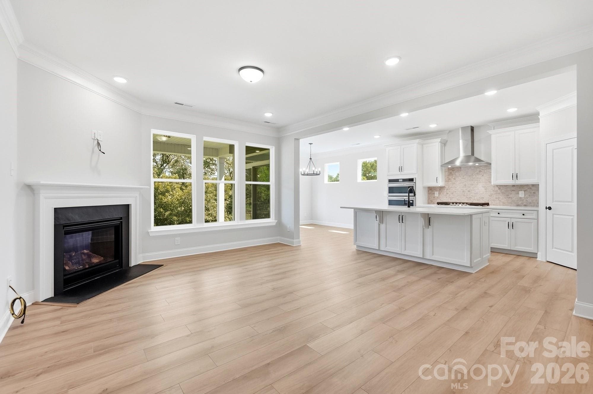 Family Room - Monroe