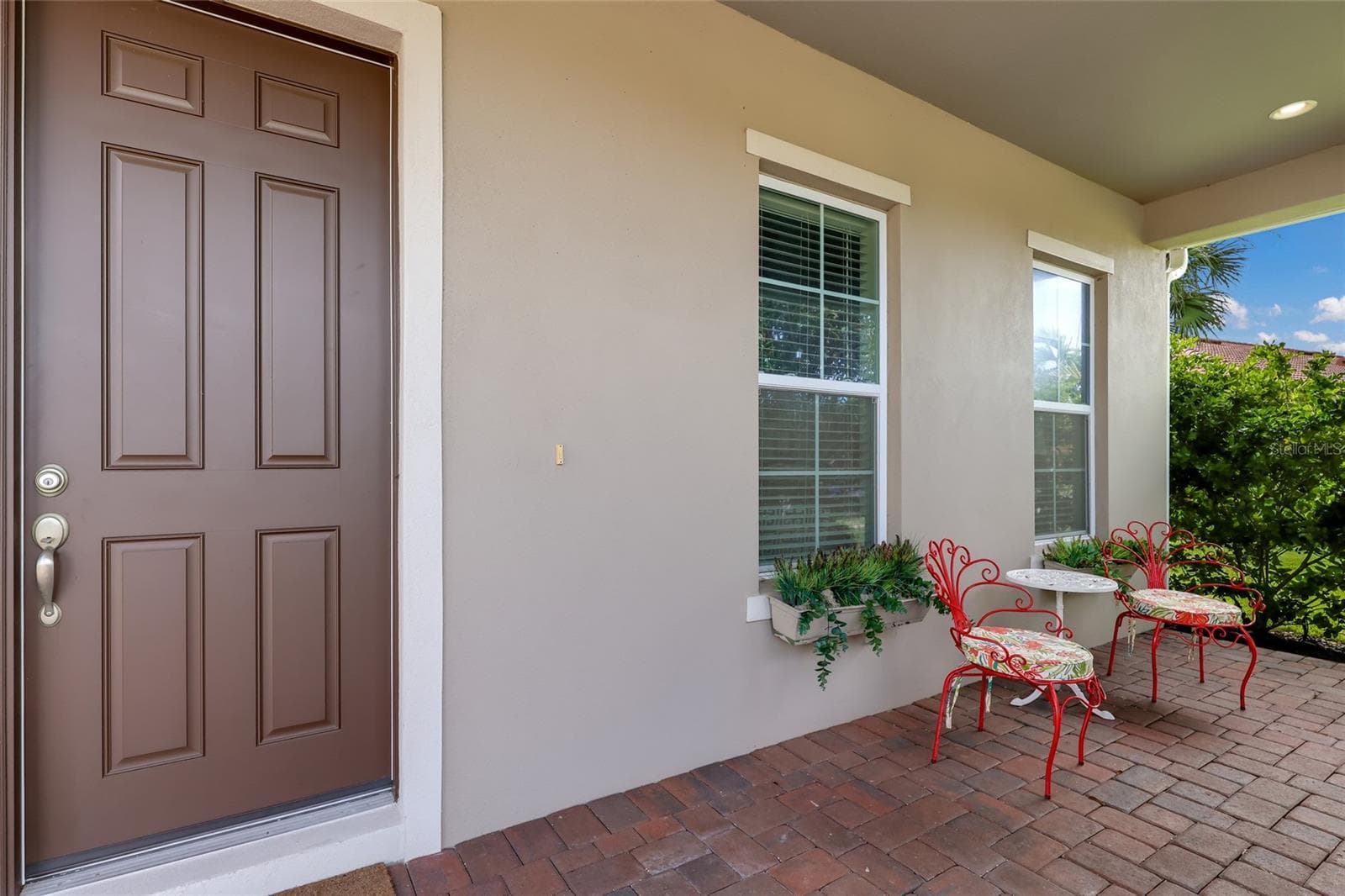 Single Family Residence at 4621 ROYAL DORNOCH CIR, BRADENTON, photo 4 of 74