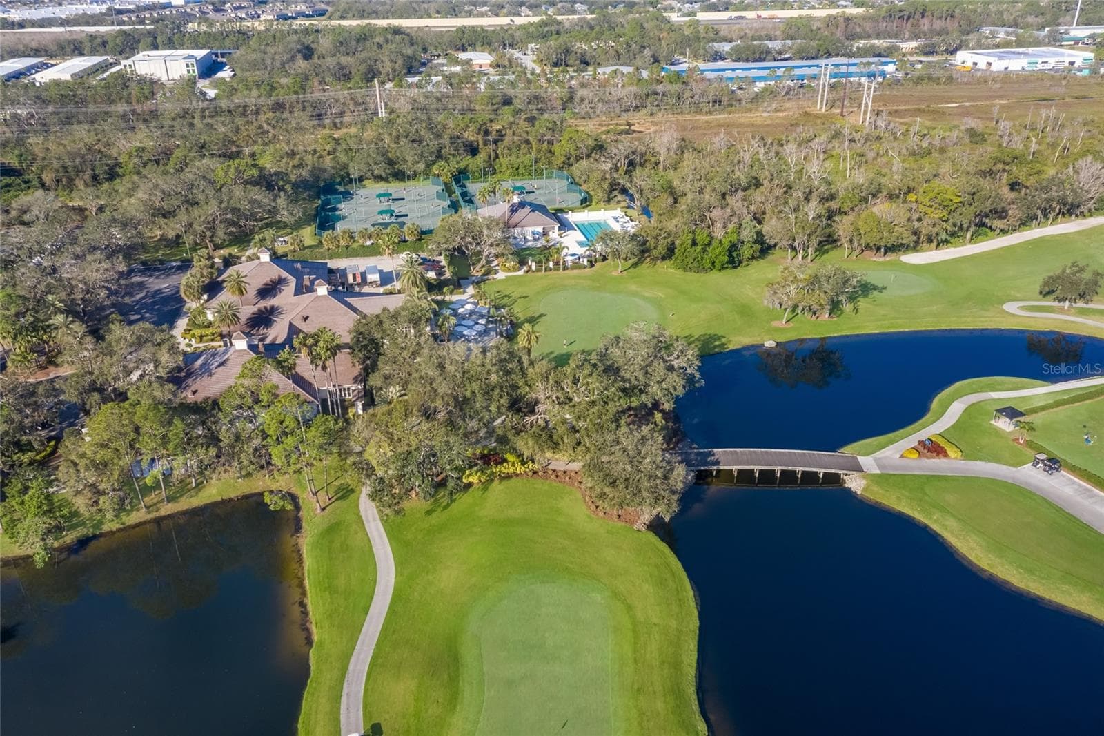 Single Family Residence at 4621 ROYAL DORNOCH CIR, BRADENTON, photo 57 of 74