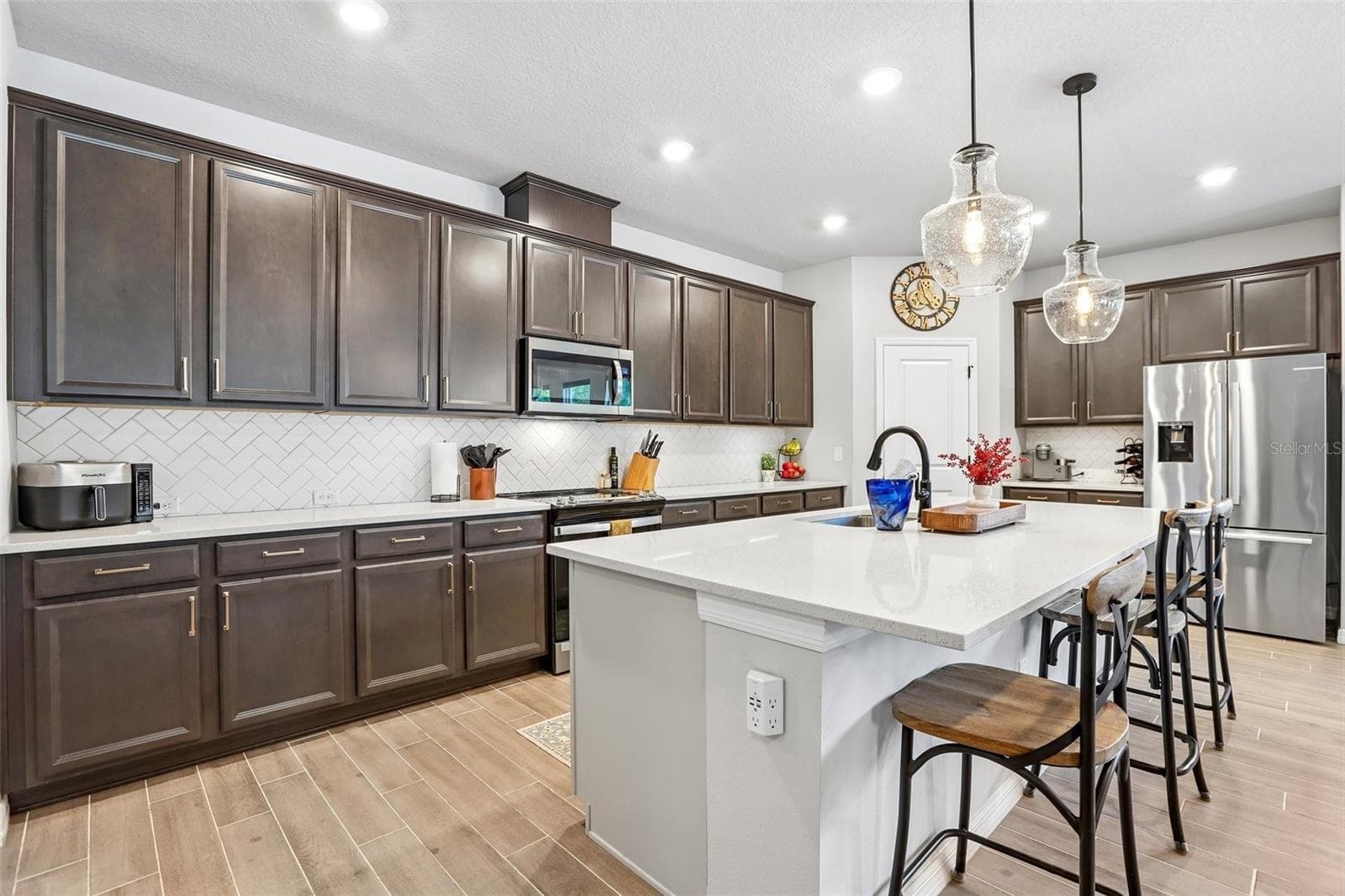 Single Family Residence at 32515 CARMELA CIR, SAN ANTONIO, photo 11 of 35