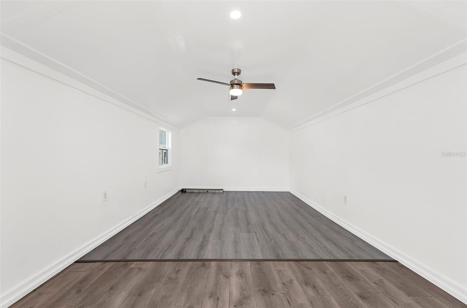 Single Family Residence at 2488 DAVIS BLVD, SARASOTA, photo 41 of 47