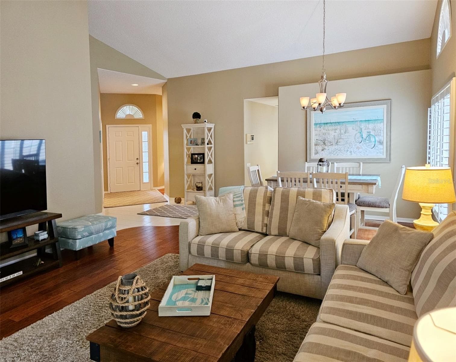 Single Family Residence at 8351 CREEKVIEW LN, ENGLEWOOD, photo 15 of 51