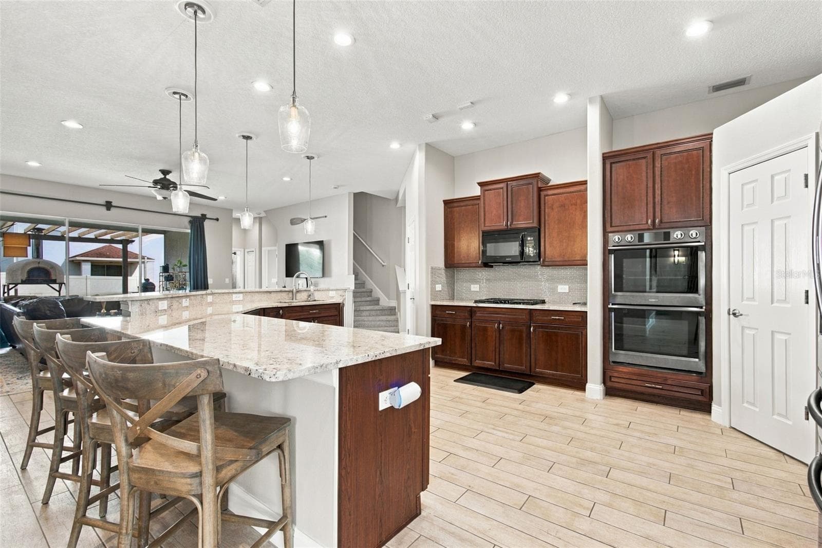Huge Gourmet Kitchen - 3335 STONEGATE FALLS DR, LAND O LAKES