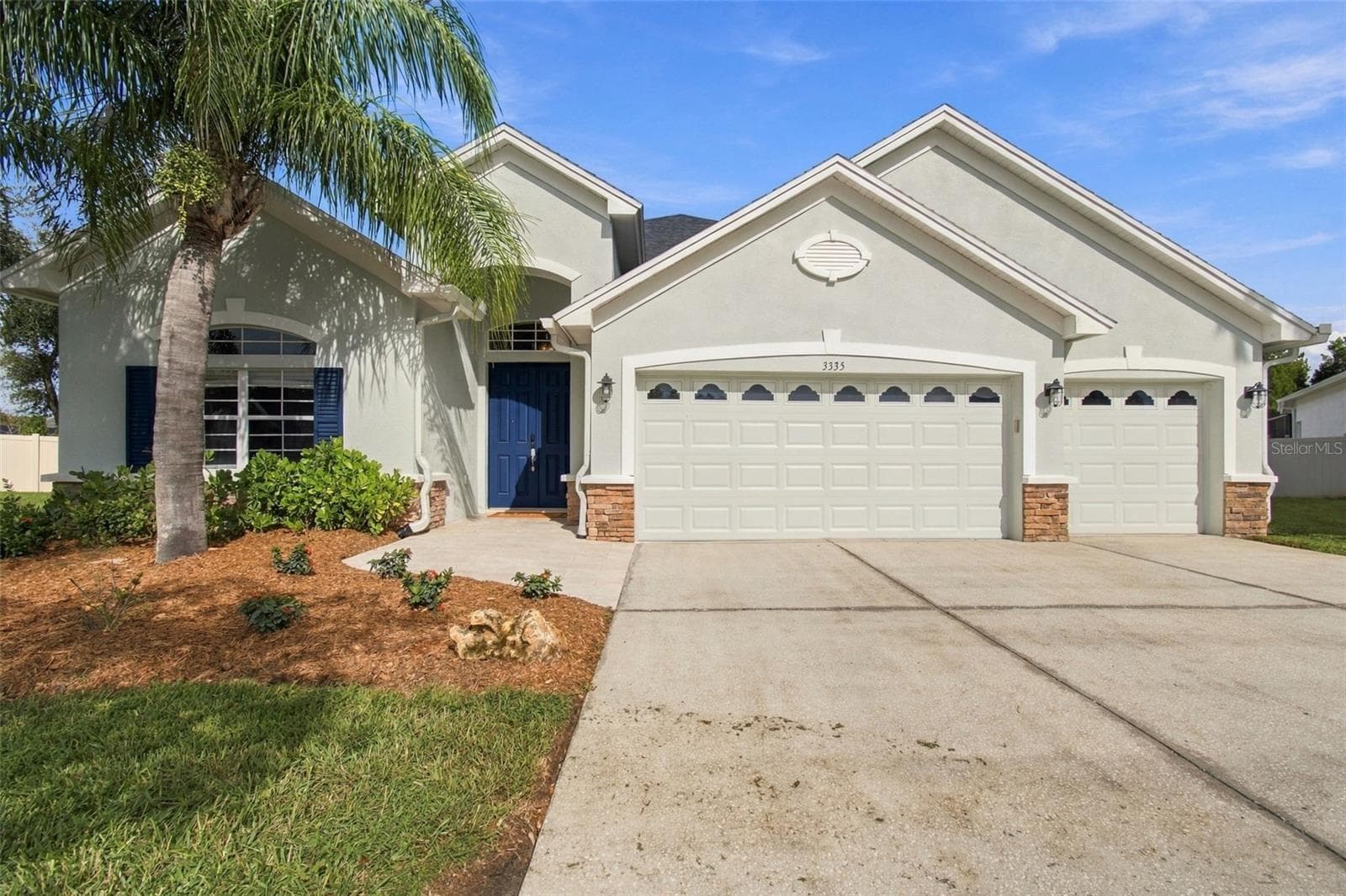 Single Family Residence at 3335 STONEGATE FALLS DR, LAND O LAKES, photo 8 of 85