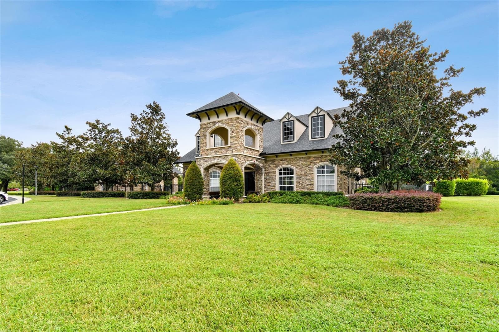 Single Family Residence at 3335 STONEGATE FALLS DR, LAND O LAKES, photo 73 of 85