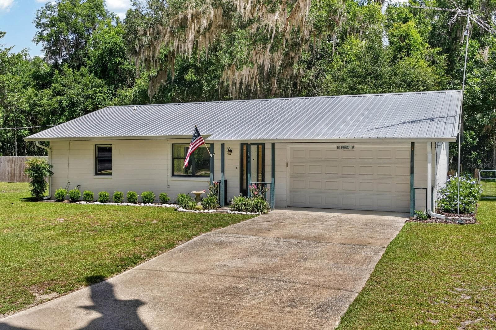 Single Family Residence at 104 WOODCREST AVE, SATSUMA, photo 3 of 66