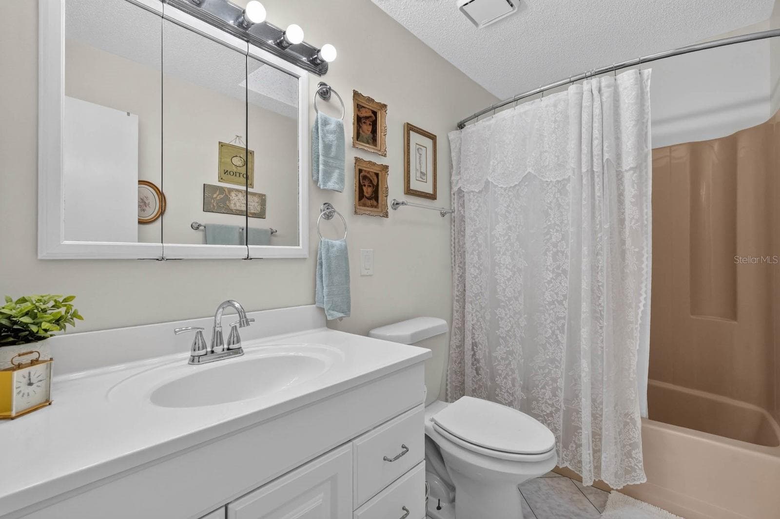 Single Family Residence at 104 WOODCREST AVE, SATSUMA, photo 25 of 66