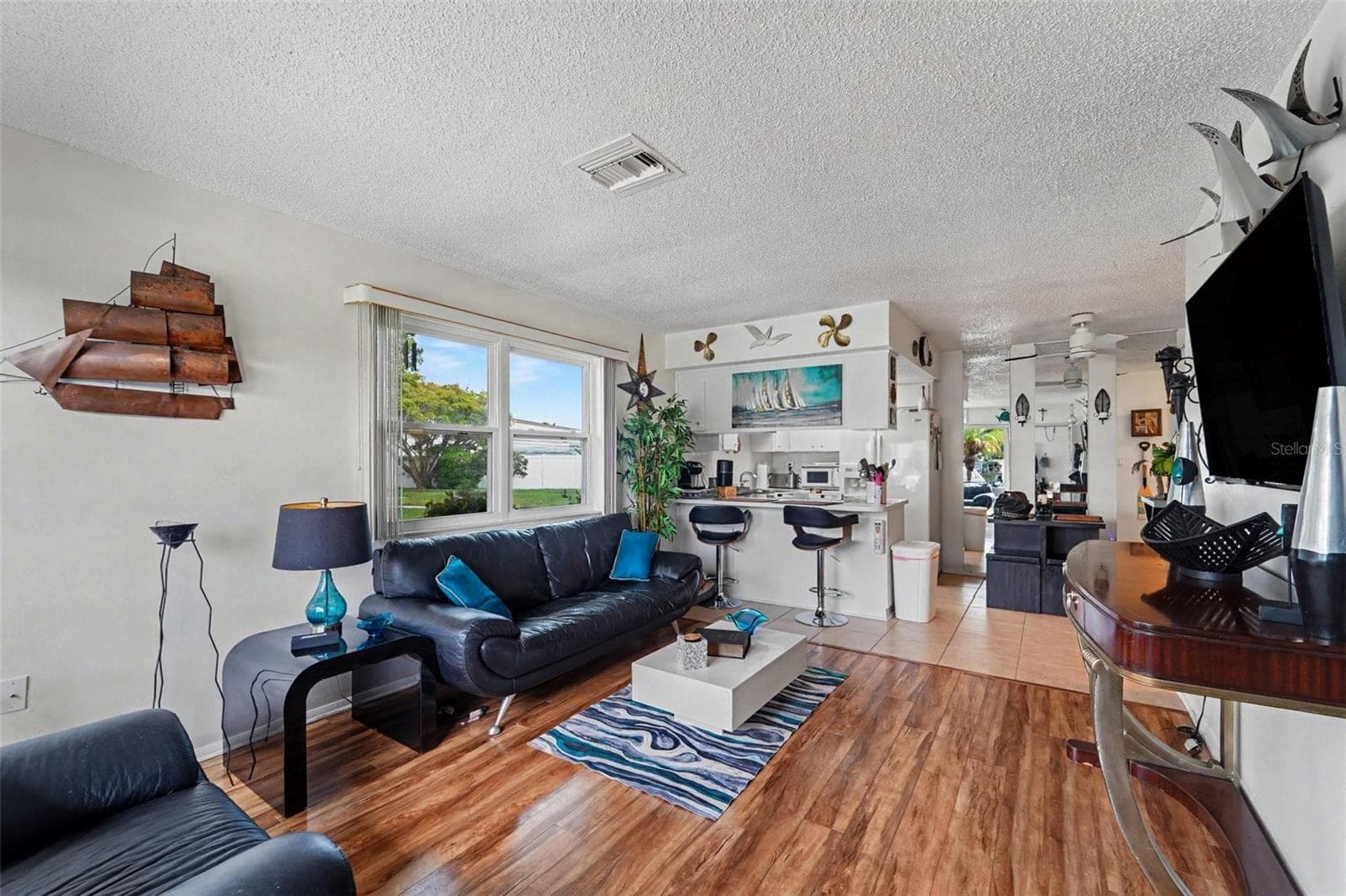 Condominium at 4333 TAHITIAN GARDENS CIR #A, HOLIDAY, photo 4 of 12
