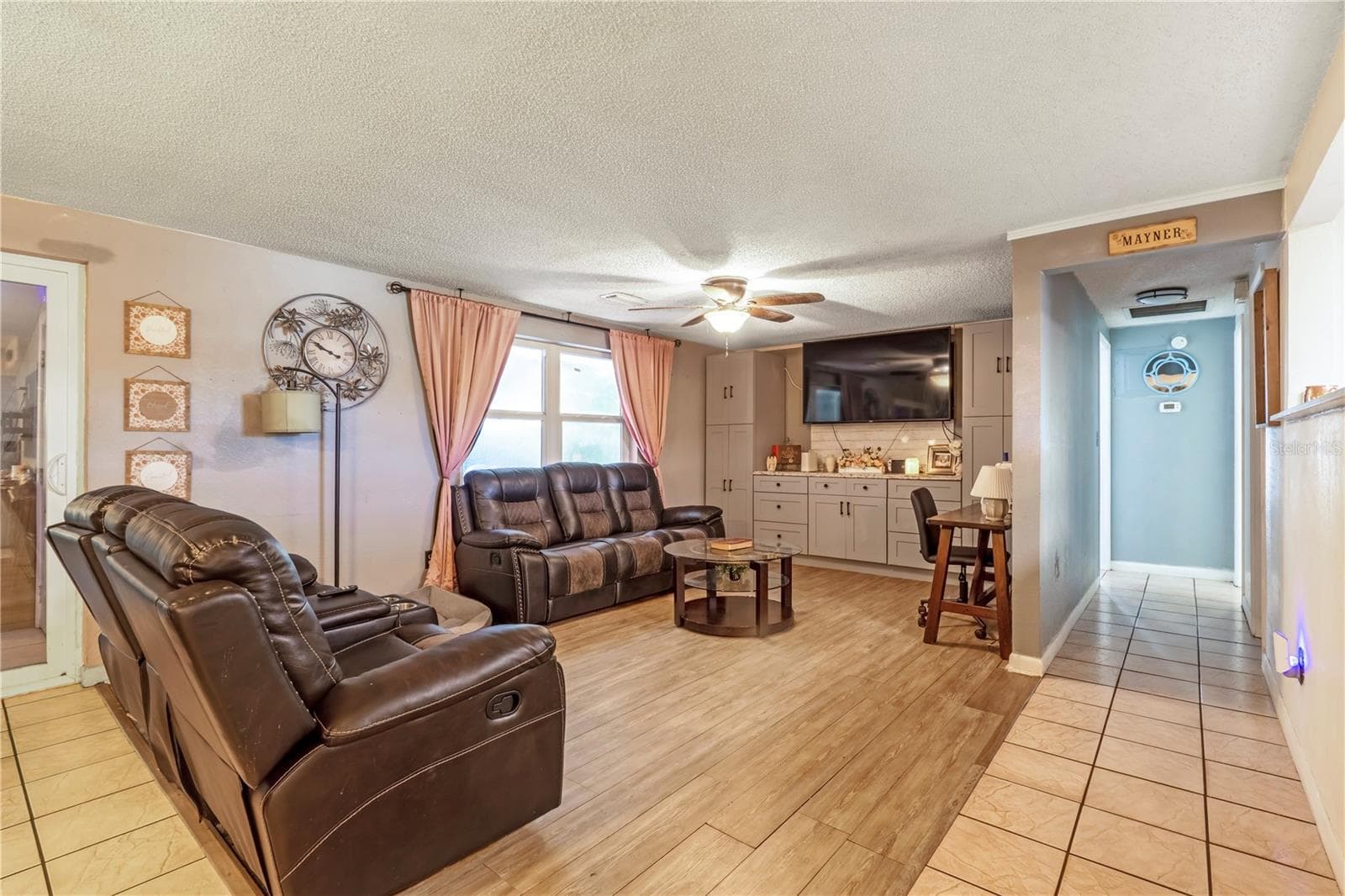Single Family Residence at 246 ANGELES RD, DEBARY, photo 9 of 33