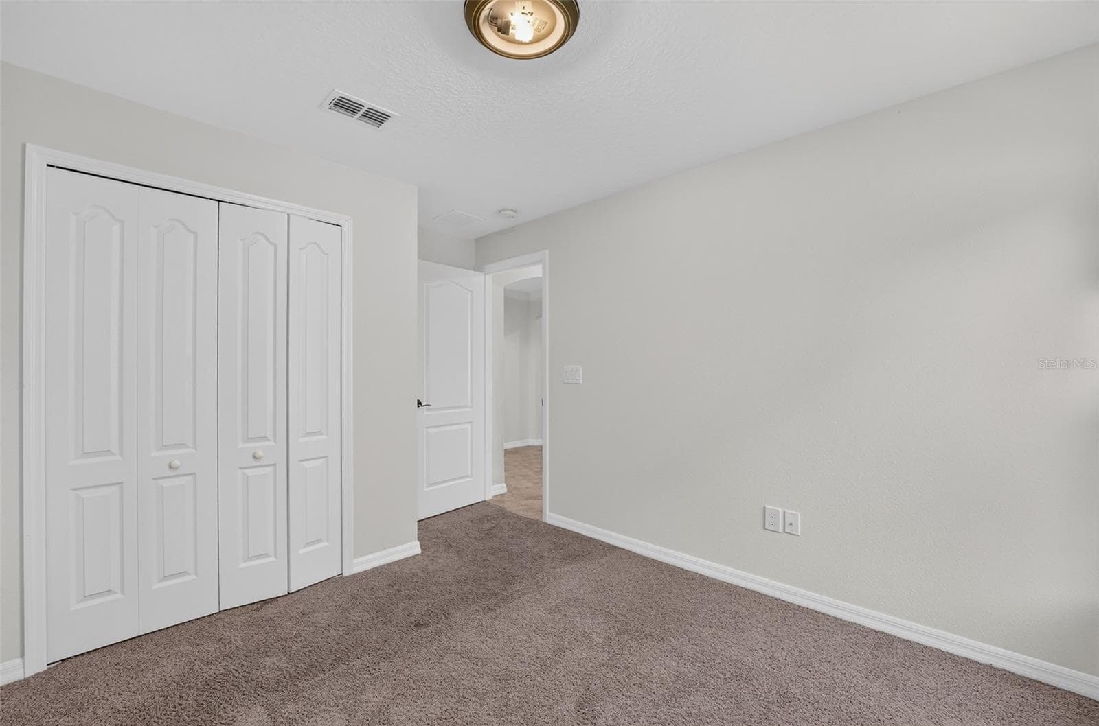 Single Family Residence at 10648 INSIDE LOOP, ORLANDO, photo 16 of 47