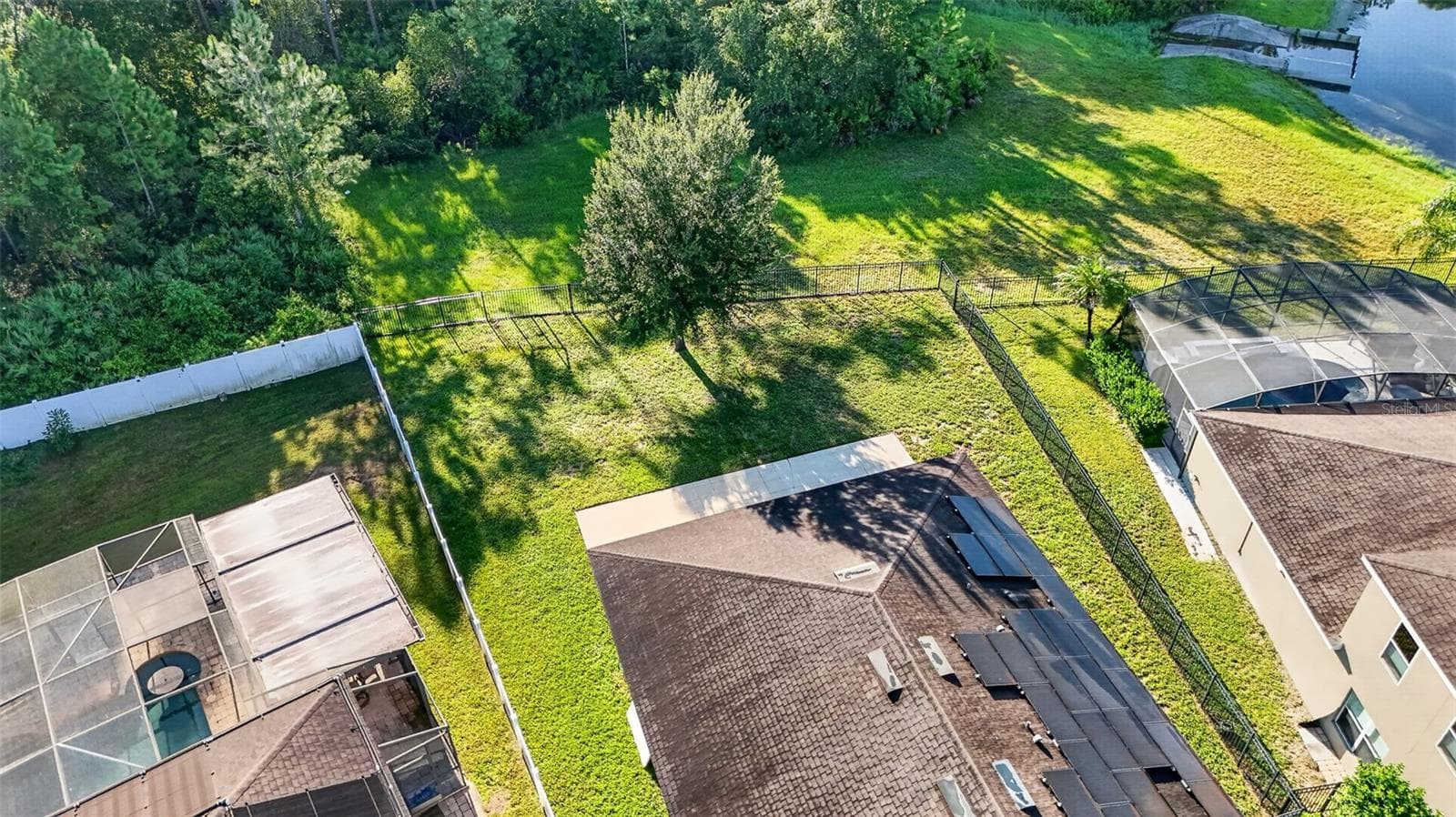 Single Family Residence at 10648 INSIDE LOOP, ORLANDO, photo 37 of 47