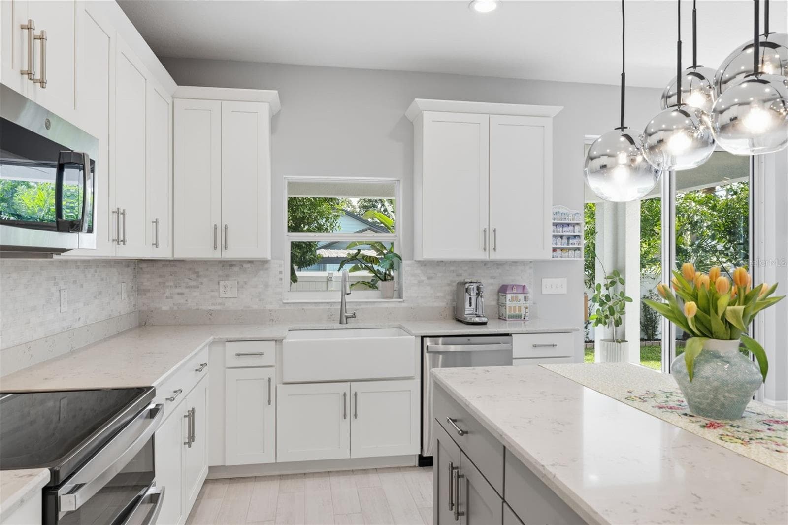 Single Family Residence at 2422 W CARMEN ST, TAMPA, photo 15 of 48