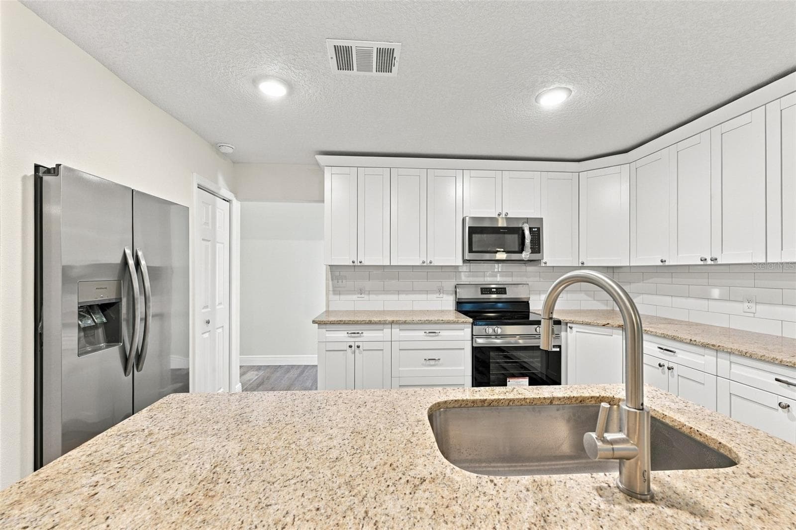 Single Family Residence at 8410 LAVA PL, TAMPA, photo 19 of 55