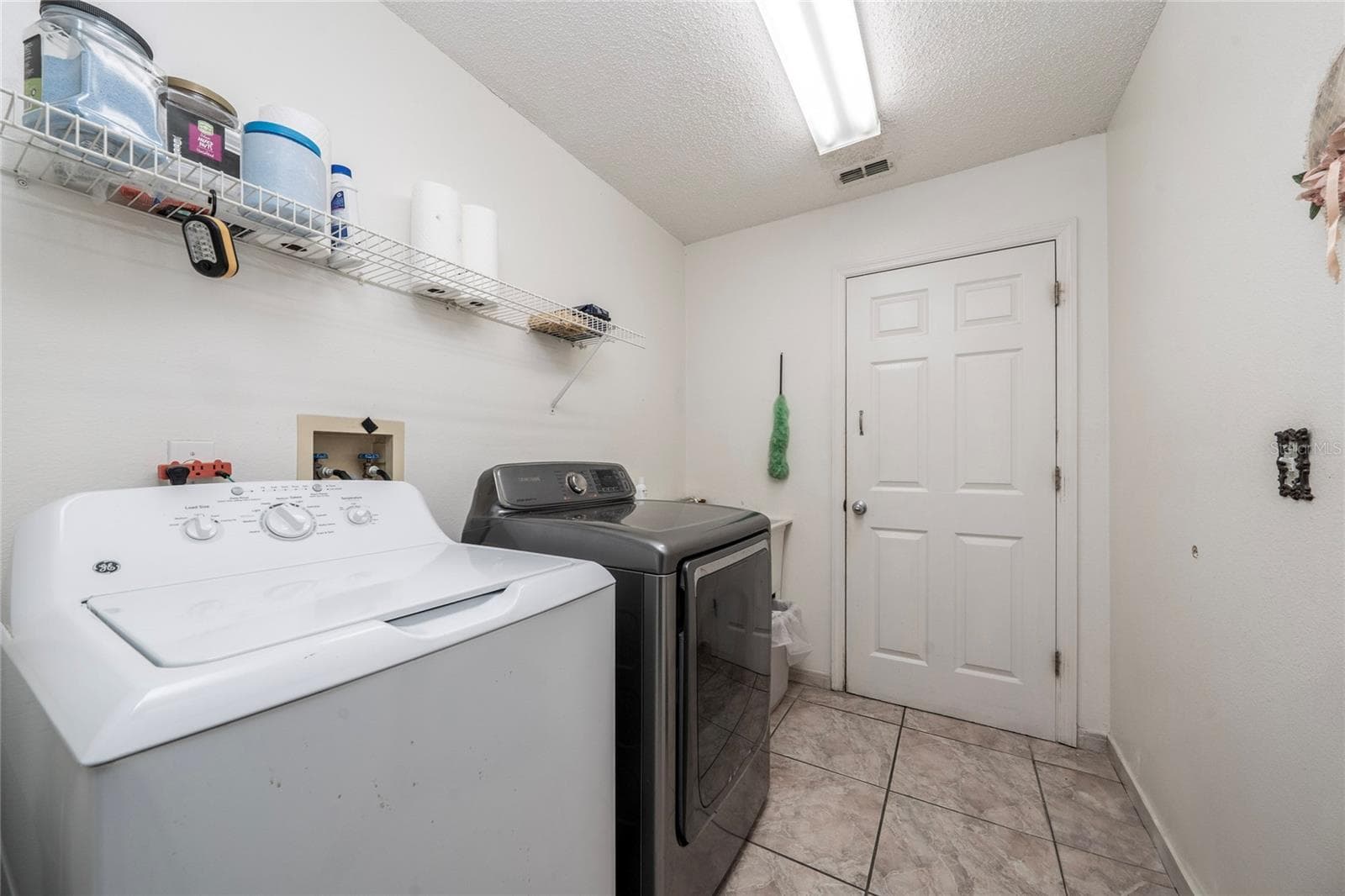 Single Family Residence at 2836 SPIVEY LN, ORLANDO, photo 12 of 18