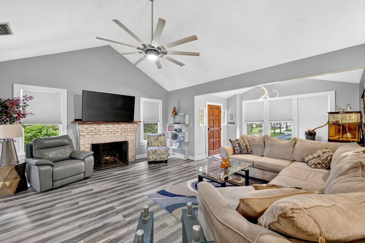 Single Family Residence at 928 N OLEANDER AVE, DAYTONA BEACH, photo 4 of 50