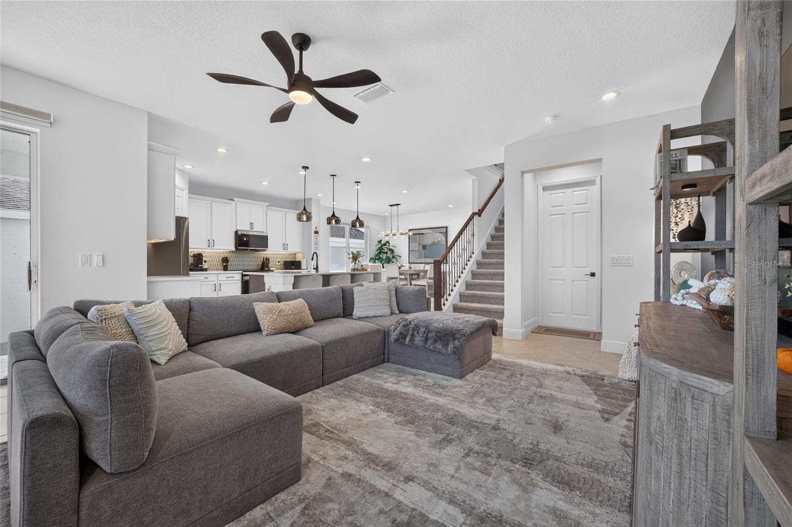 Single Family Residence at 7268 ROLLING LEAF RD, GROVELAND, photo 24 of 54