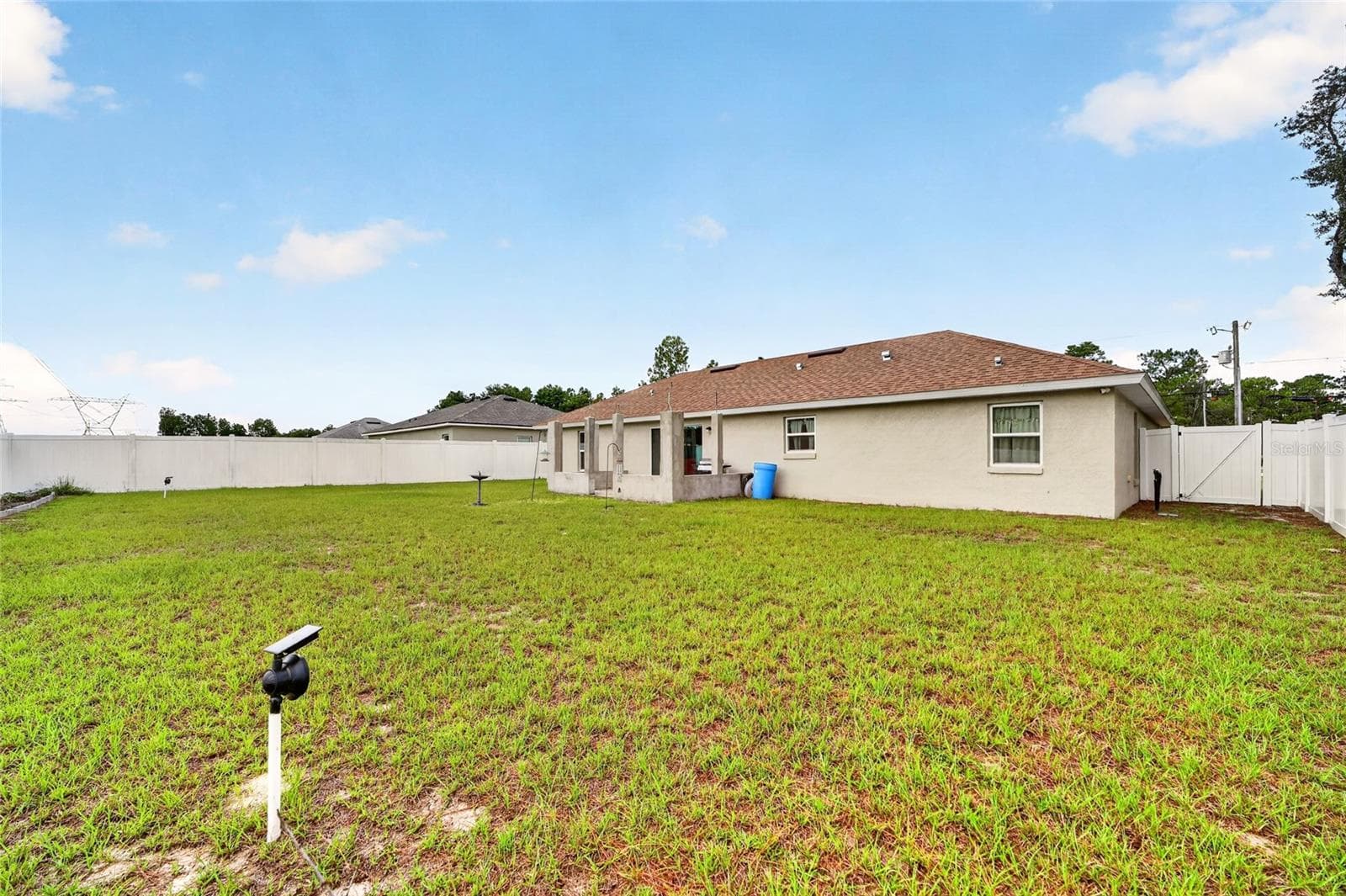 Back View - 15211 SW 65TH TERRACE RD, OCALA