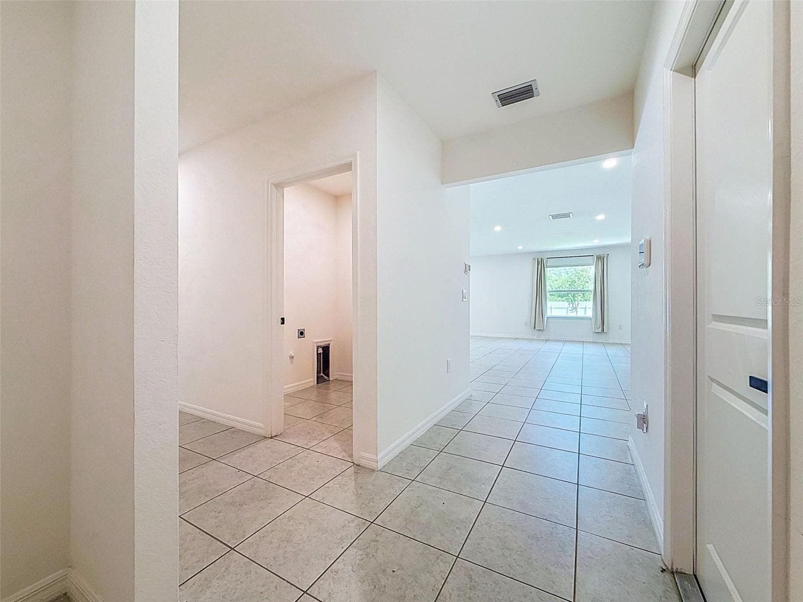 Single Family Residence at 805 WHISPERING PINES RD, CAPE CORAL, photo 22 of 74