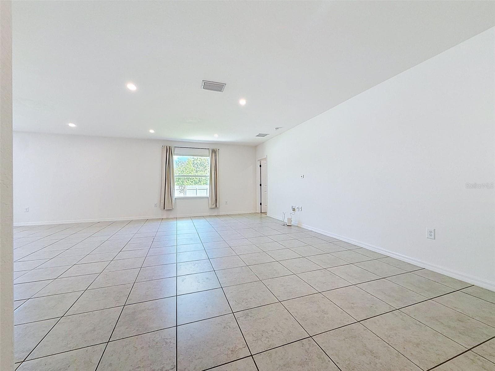 Single Family Residence at 805 WHISPERING PINES RD, CAPE CORAL, photo 38 of 74