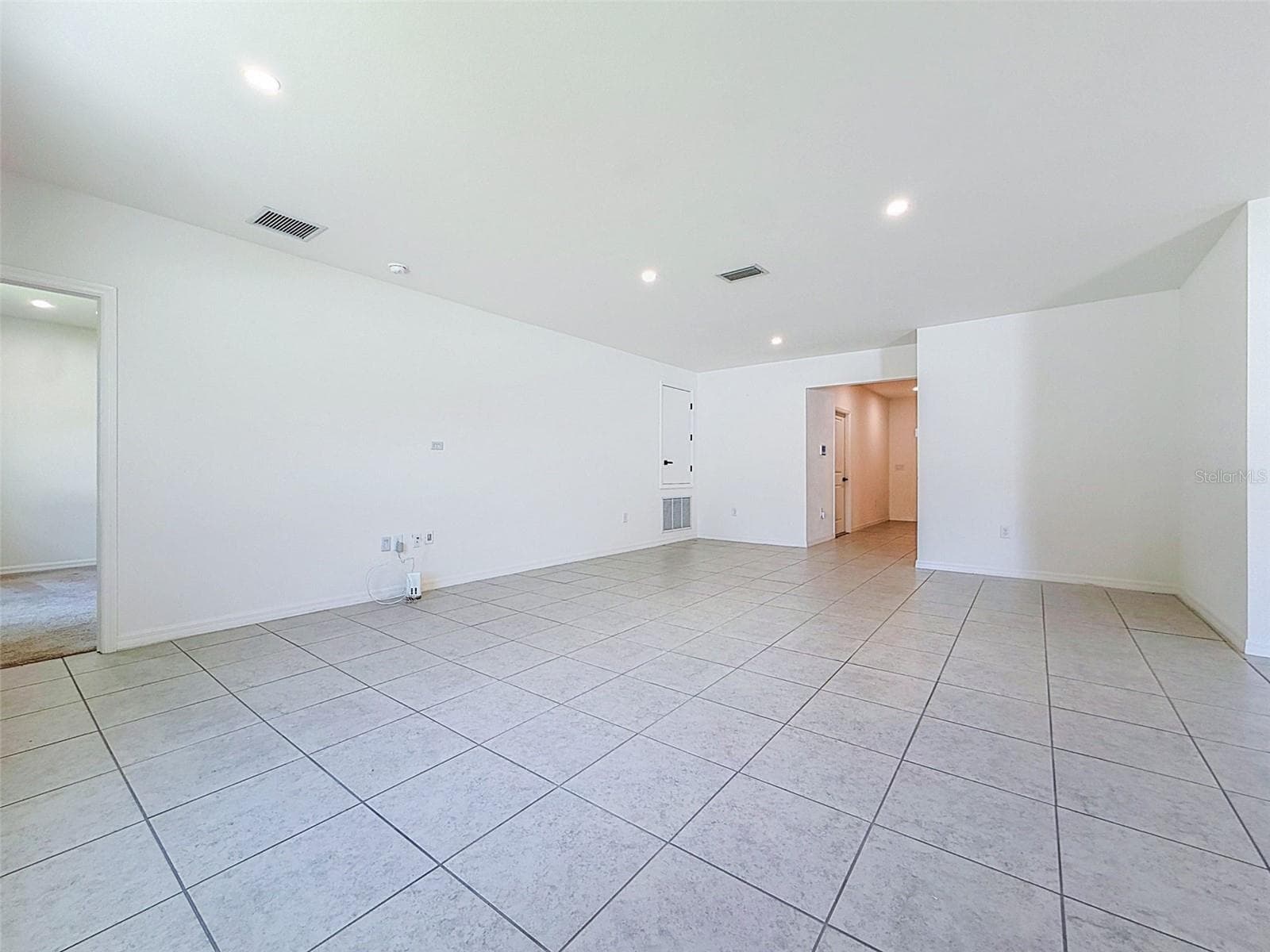 Single Family Residence at 805 WHISPERING PINES RD, CAPE CORAL, photo 40 of 74