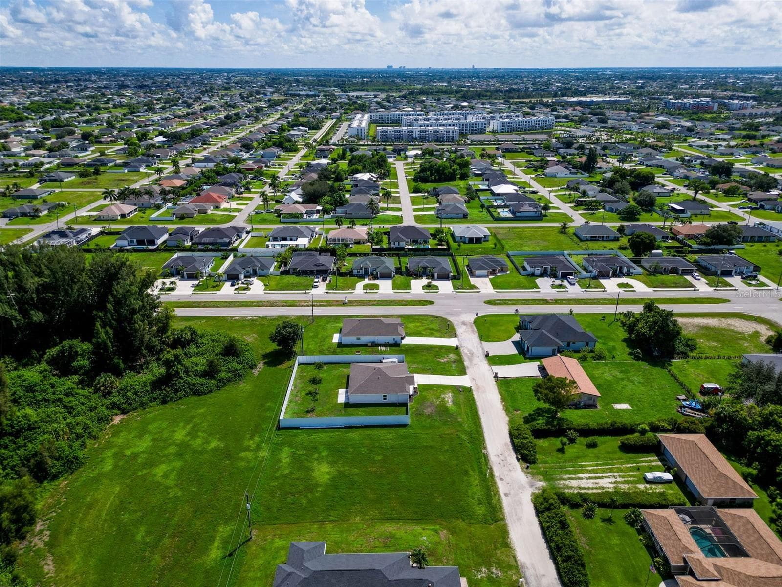 Single Family Residence at 805 WHISPERING PINES RD, CAPE CORAL, photo 52 of 74