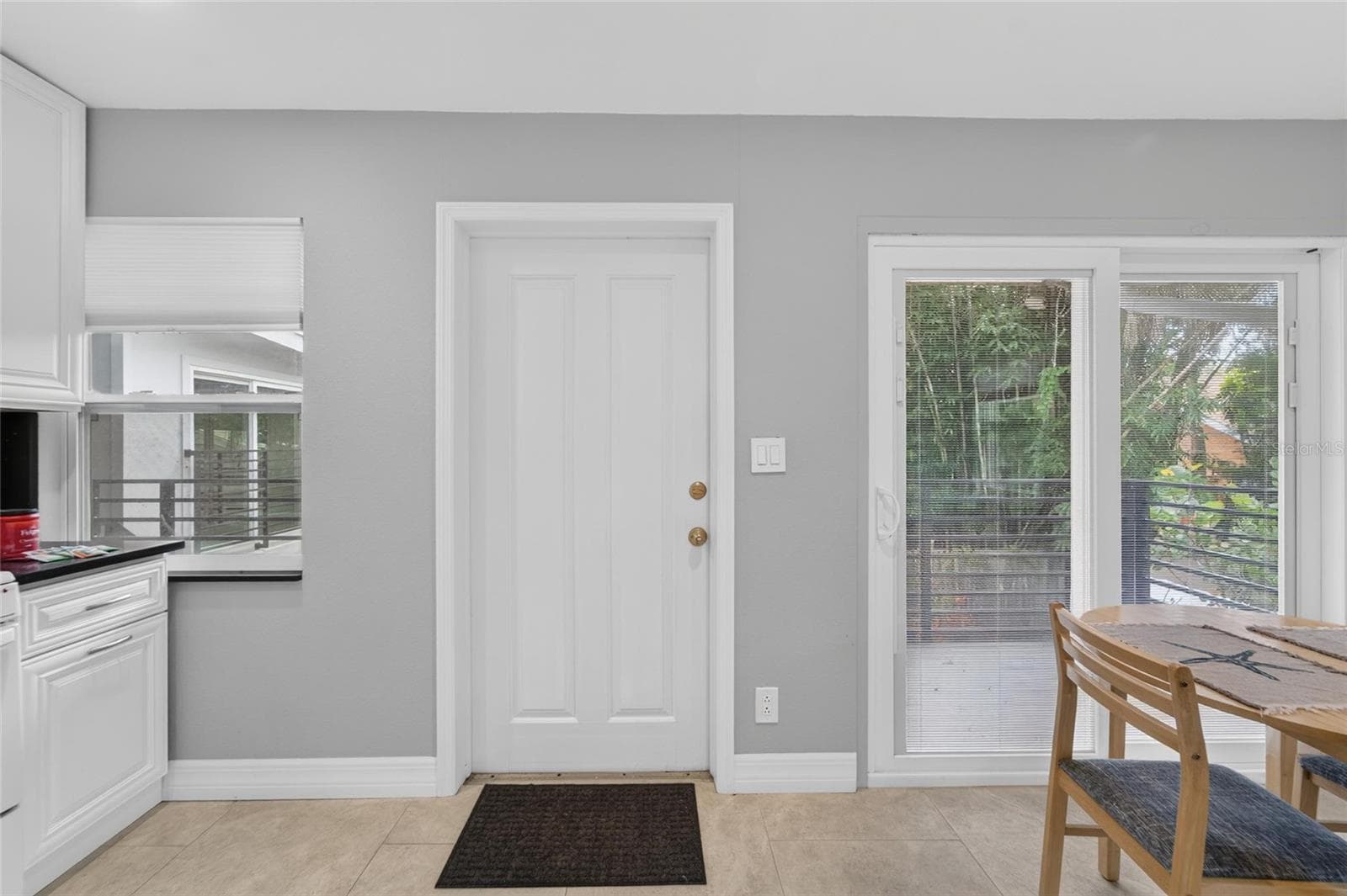Hurricane-impact windows & sliding glass door w/inset privacy blinds - 1236 13TH ST, SARASOTA