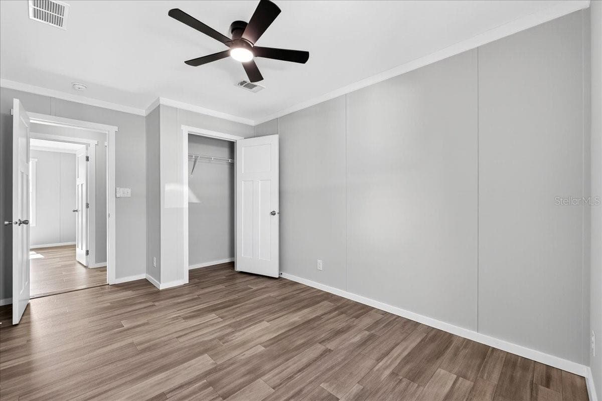 Manufactured Home at 2207 HIALEAH AVE, LEESBURG, photo 23 of 28