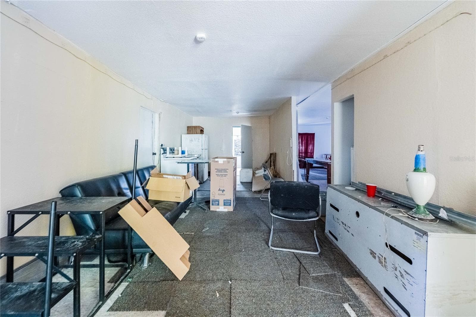 Mobile Home at 3312 LYNN DR, LAKELAND, photo 8 of 28