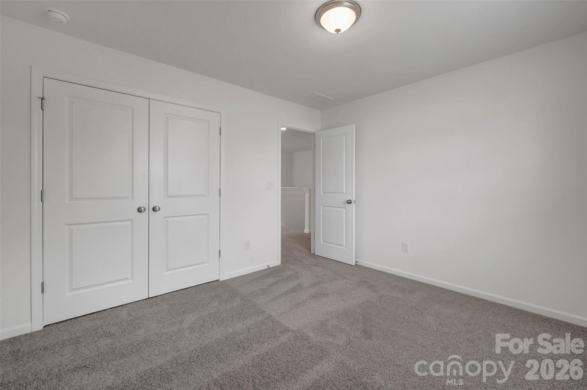 Secondary bedroom - 629 Willoughby Park Drive, Monroe