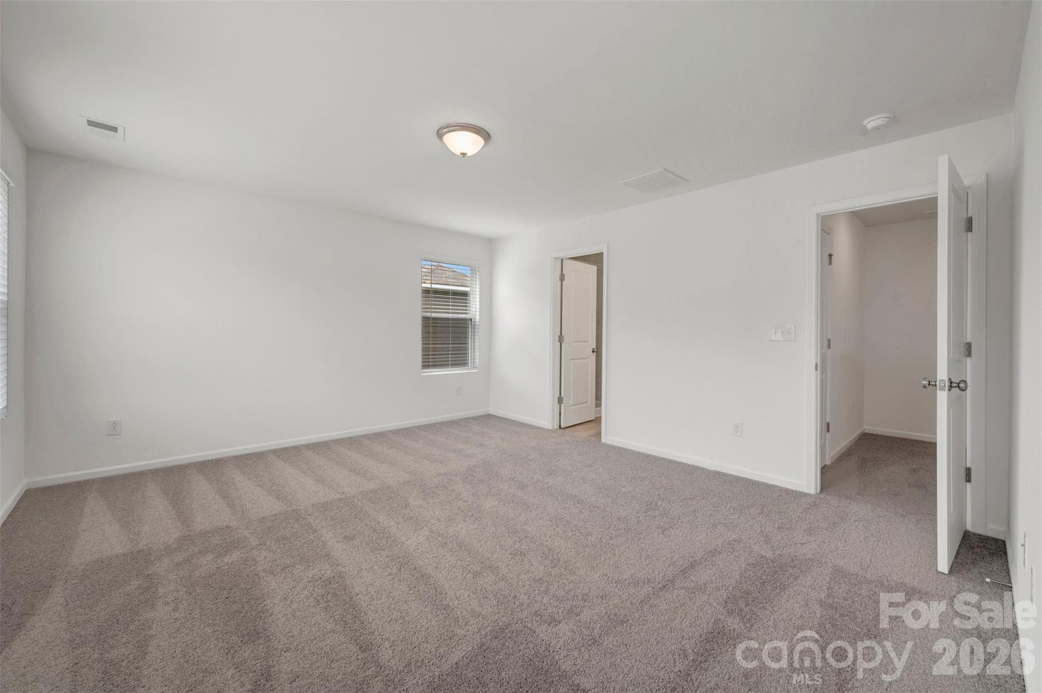 Owner's suite - 629 Willoughby Park Drive, Monroe